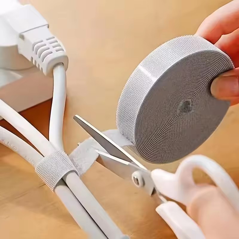 Органайзер для кабелей 1/5 м,  – обзор и цена Cable Management Sleeve