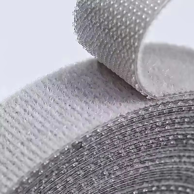Органайзер для кабелей 1/5 м,  – обзор и цена Cable Management Sleeve